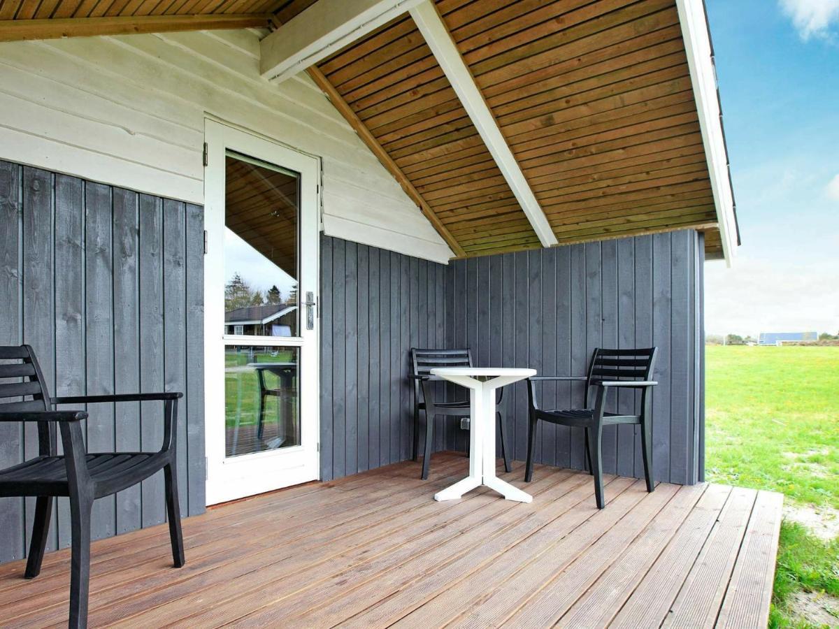 8 Person Holiday Home In Ховборг Экстерьер фото